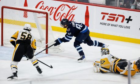article image - Penguins Jets Hockey